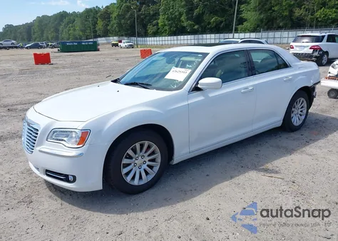 2013 Chrysler 300 Motown from USA, damaged, VIN 2C3CCAAG5DH740090
